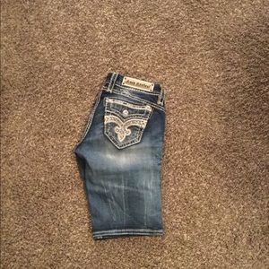 Rock revival Bermuda shorts